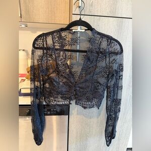 Sheer Lace Long-Sleeve Crop Top - Black